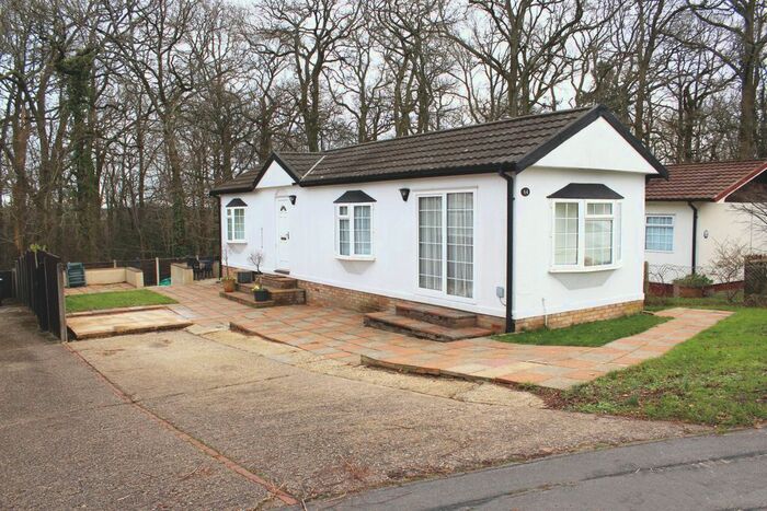 2 Bedroom Park Home For Sale In Wyatts Covert, Denham, Uxbridge, UB9