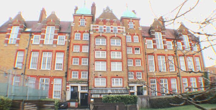 2 Bedroom Flat To Rent In Gatton Road, Tooting, SW17