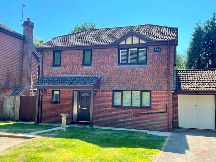 4 Bedroom Detached House To Rent In Station Close, Rotherfield, East Sussex, TN6