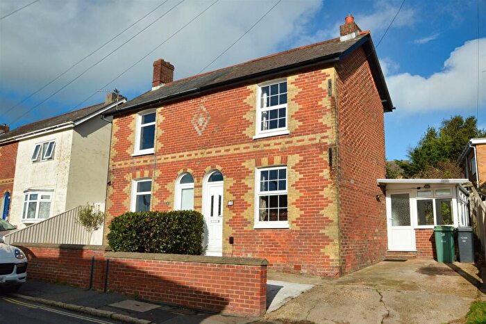 2 Bedroom Semi Detached House For Sale In Haylands, Ryde, PO33