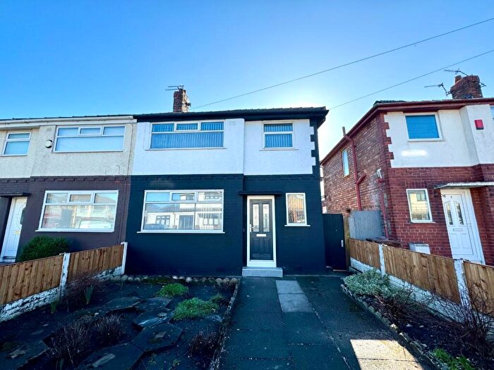 3 Bedroom Semi-Detached House To Rent In Meadway, Liverpool, L30