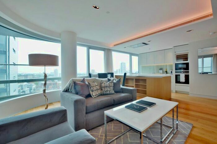 2 Bedroom Flat To Rent In City Road, Barbican, EC1V