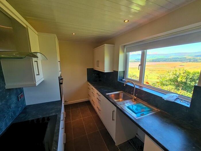 4 Bedroom Bungalow To Rent In Spy Hill, Skelly Crag, Foxfield, Broughton, LA20