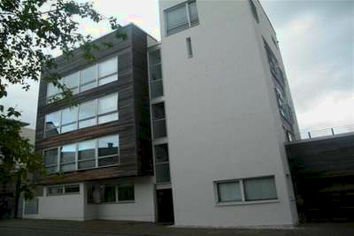 2 Bedroom Flat To Rent In Lanark Street, Glasgow Green, G1