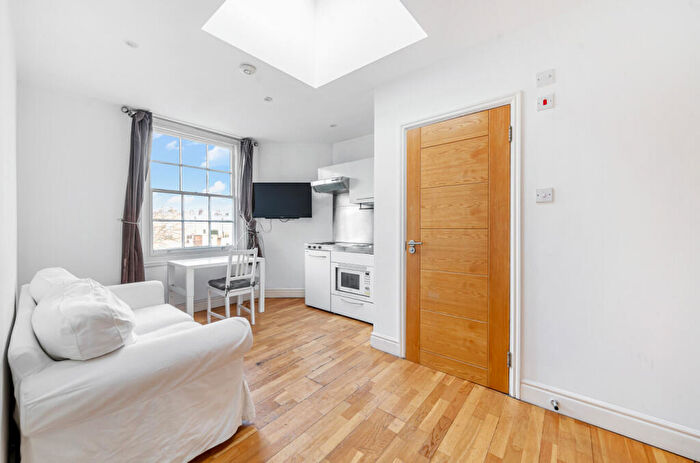 1 Bedroom Apartment To Rent In Belsize Road, South Hampstead, London, NW6