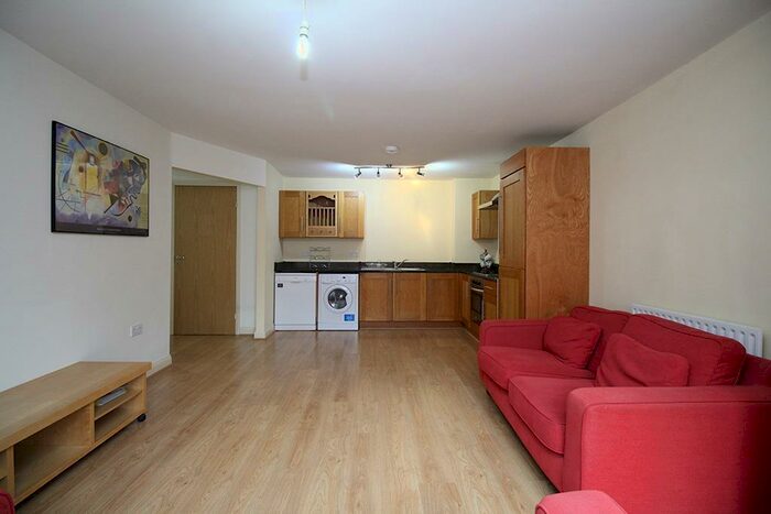 2 Bedroom Apartment To Rent In City Heights, Loughborough, LE11