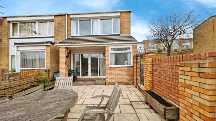3 Bedroom End Of Terrace House For Sale In Timber Dene, Bristol, BS16