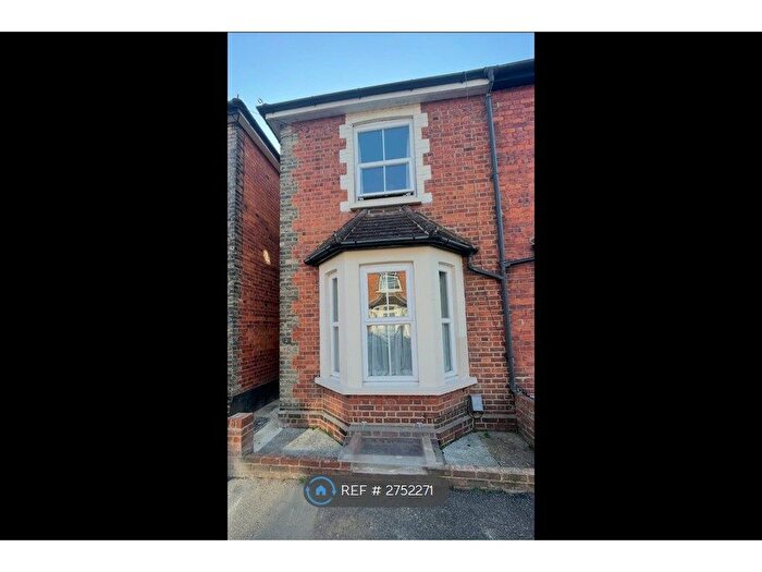 3 Bedroom Semi Detached House To Rent In Acacia Road, Guildford, GU1