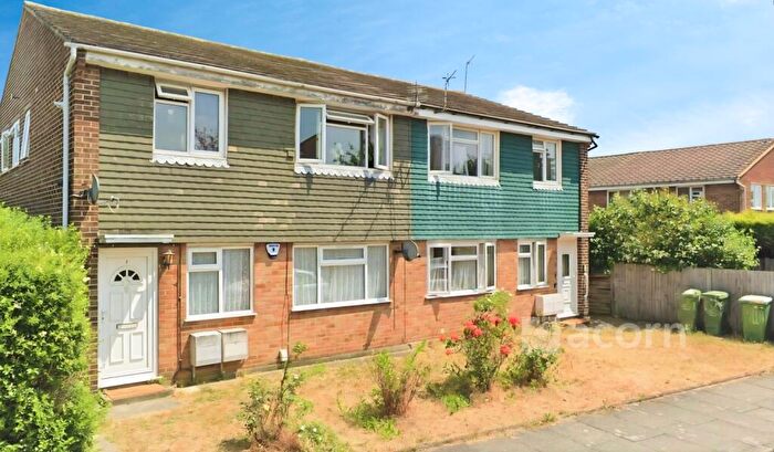 2 Bedroom Maisonette To Rent In Gresham Close Bexley, DA5