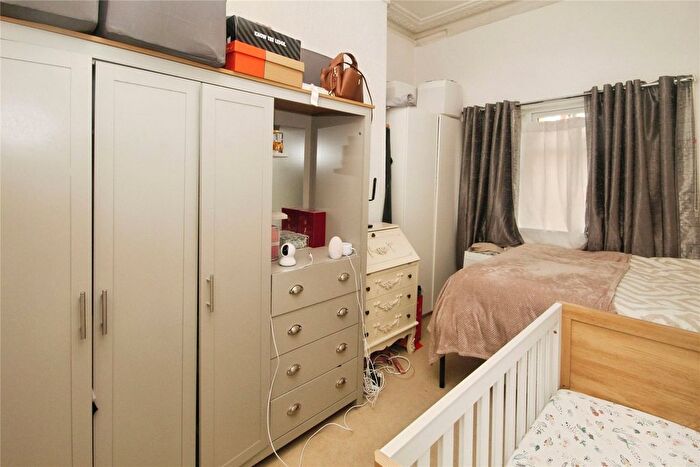 1 Bedroom Flat To Rent In St. Mary's Road, London, SE25
