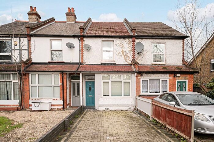 3 Bedroom Flat To Rent In Church Road, Mitcham, CR4