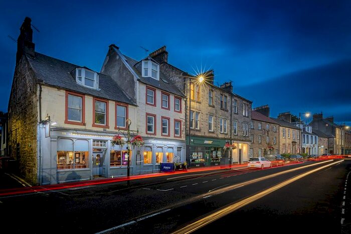 2 Bedroom Flat For Sale In High Street, Linlithgow, EH49