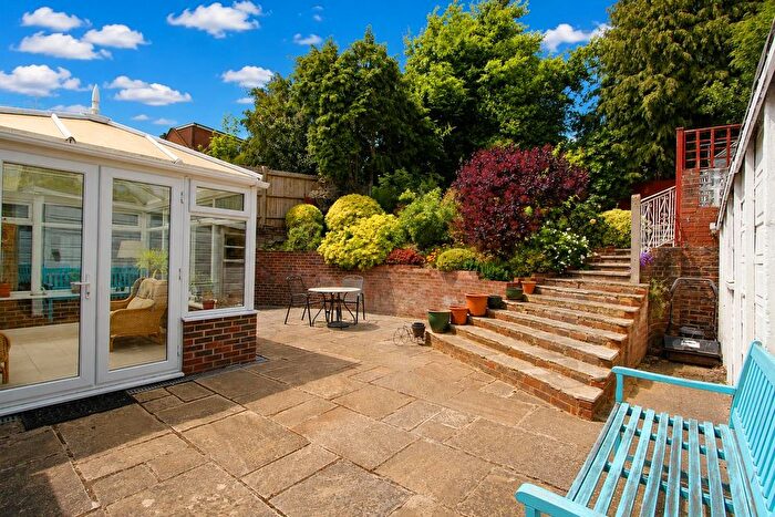 3 Bedroom Detached Bungalow For Sale In Ingleton Road, Carshalton Beeches, SM5