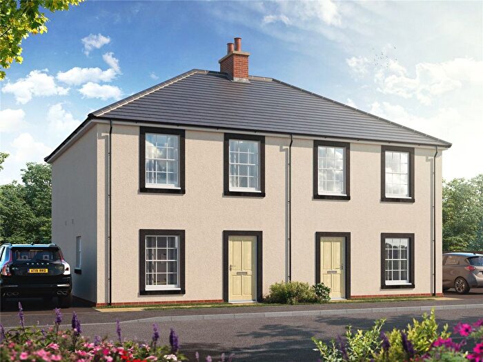 3 Bedroom Semi-Detached House For Sale In Higher Newham Lane, Newham, Truro, Cornwa, TR1