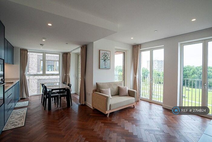 2 Bedroom Flat To Rent In Ribbon Lane, London, NW2