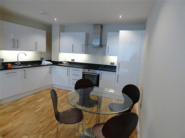 2 Bedroom Flat To Rent In Baldwin House, Harrow On The Hill, HA1