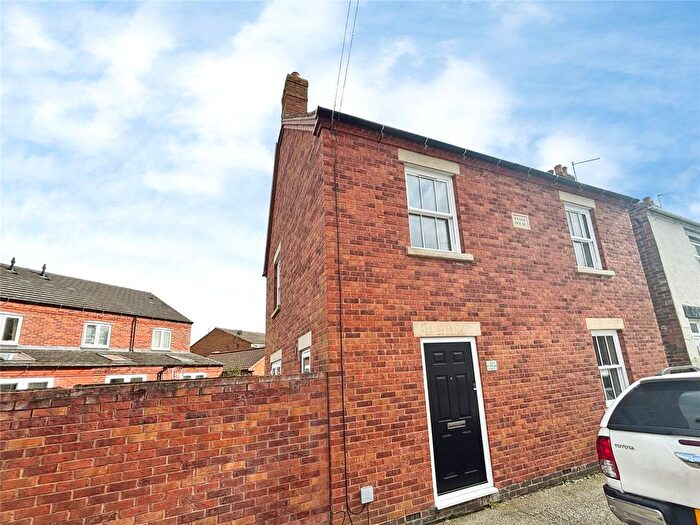 3 Bedroom Detached House To Rent In New Street, Swadlincote, Derbyshire, DE11