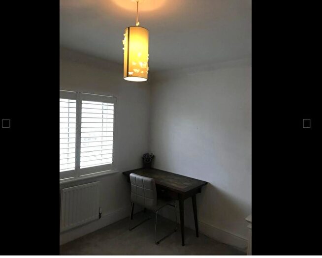 5 Bedroom Detached House For Sale In Gardeners View, Northampton, NN4
