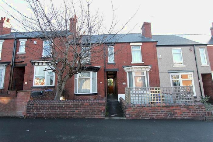 3 Bedroom Terraced House For Sale In Bellhouse Road, Sheffield, S5