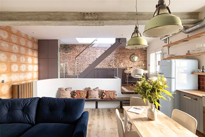 1 Bedroom Flat To Rent In Arundel Gardens, London, W11