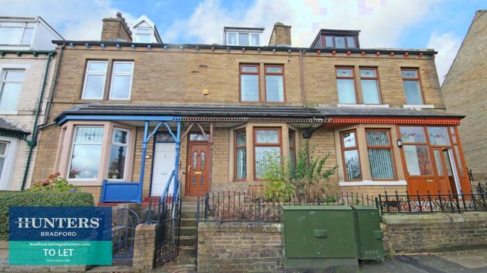 4 Bedroom Terraced House To Rent In Legrams Lane, Bradford, BD7