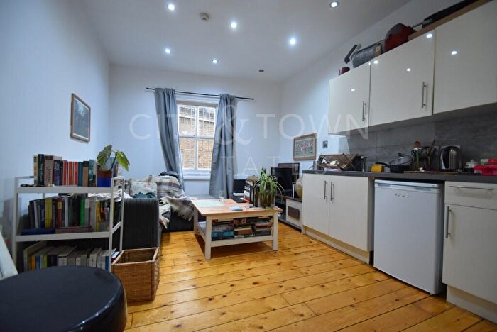 1 Bedroom Apartment To Rent In Sanford Lane, London, N16