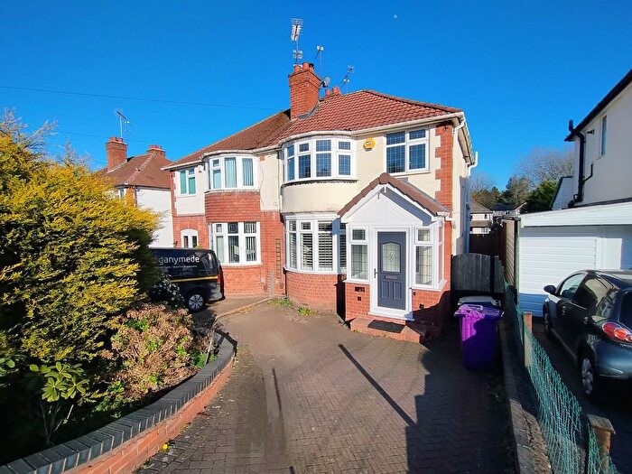 3 Bedroom Semi-Detached House To Rent In Fairview Road, Penn, Wolverhampton, WV4