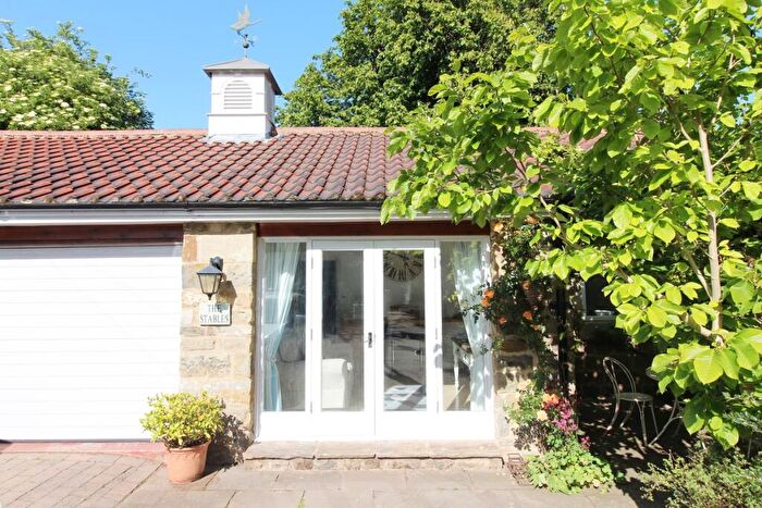 1 Bedroom Link Detached House To Rent In Bridle Path Road, Leeds, LS17