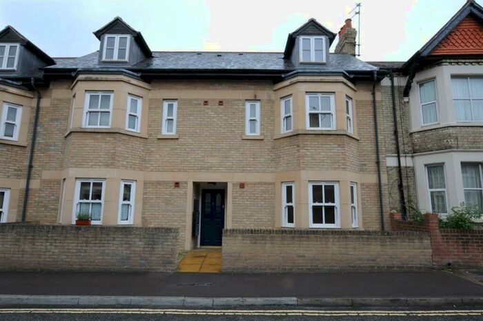 1 Bedroom Flat To Rent In Jeune Street St Clements, OX4