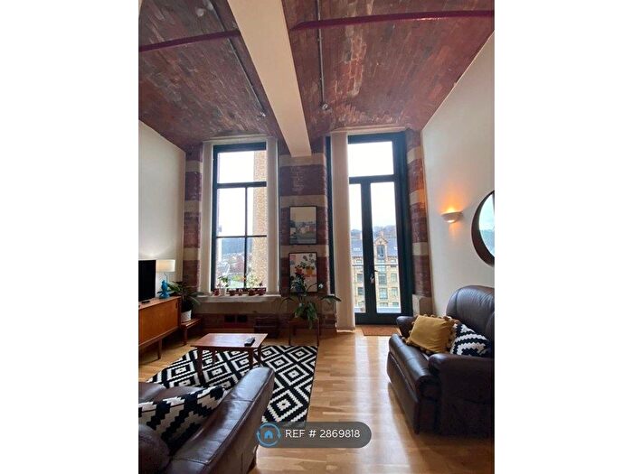 2 Bedroom Flat To Rent In New Mill, Shipley, BD17