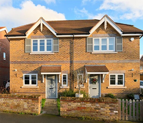 2 Bedroom Semi Detached House For Sale In Old Halliford Place, Shepperton, Surrey, TW17