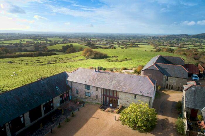 3 Bedroom Barn Conversion For Sale In Foyle Hill, Shaftesbury, SP7