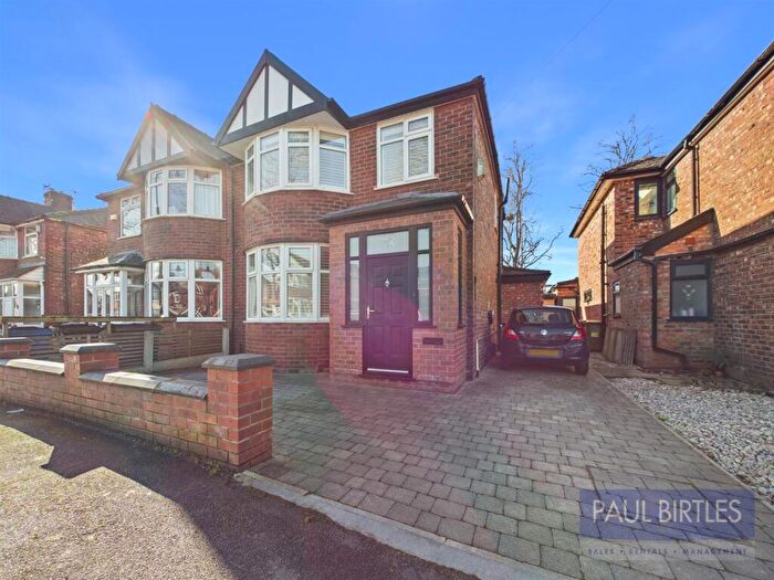 3 Bedroom Semi Detached House For Sale In Great Stone Road, Firswood, Manchester, M16