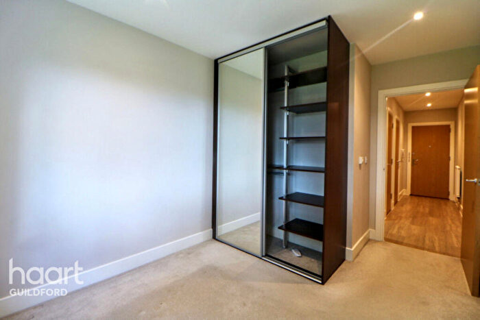 1 Bedroom Flat To Rent In Uplands Road, Guildford, GU1