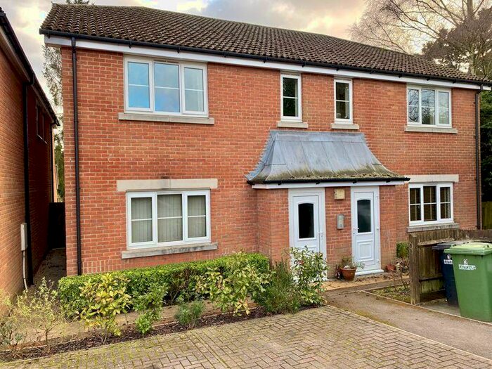 2 Bedroom Flat To Rent In Lower Northam Road, Hedge End, SO30