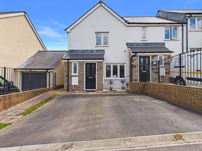 3 Bedroom End Of Terrace House For Sale In Bickland View, Falmouth, TR11