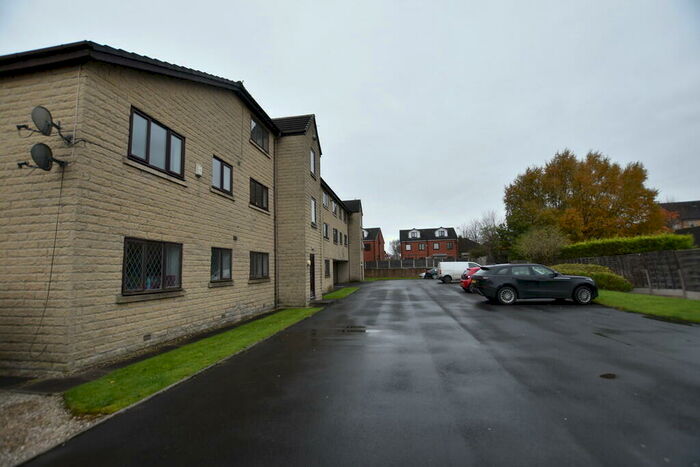 2 Bedroom Apartment To Rent In Moorfield Chase, Farnworth, Bolton, BL4