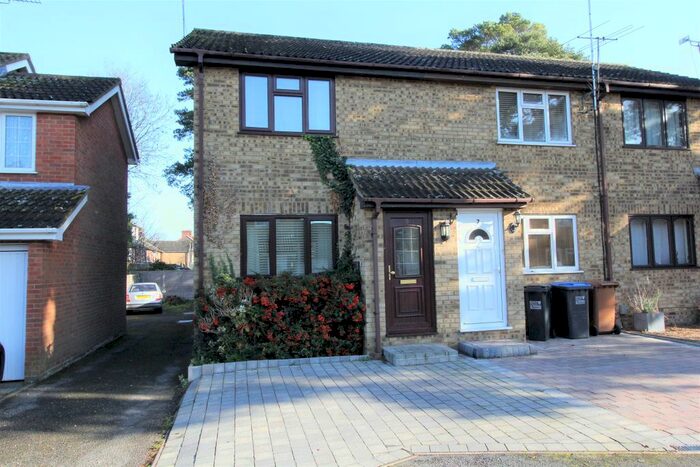 2 Bedroom End Of Terrace House To Rent In Welham Manor, North Mymms, Hatfield, AL9