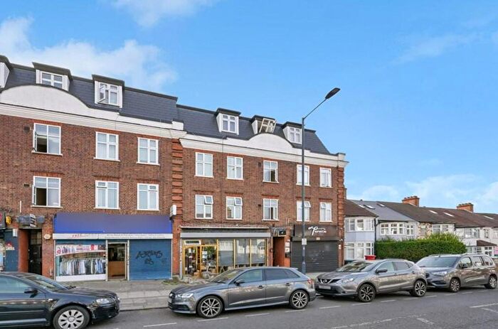 3 Bedroom Flat To Rent In All Souls Avenue, London, NW10