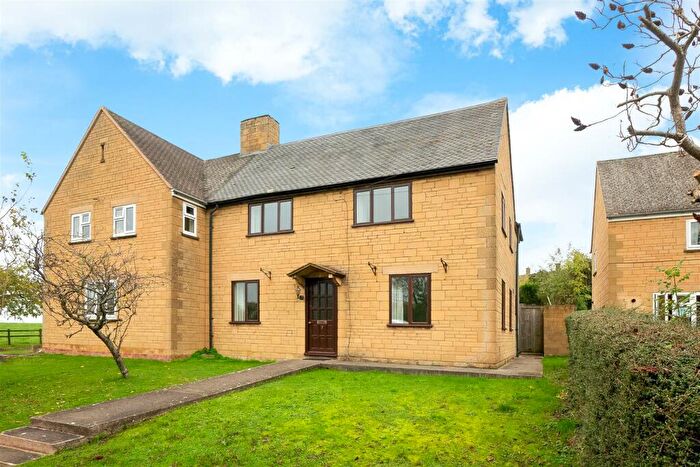 3 Bedroom House For Sale In Dovers View, Weston-Subedge, Chipping Campden, GL55