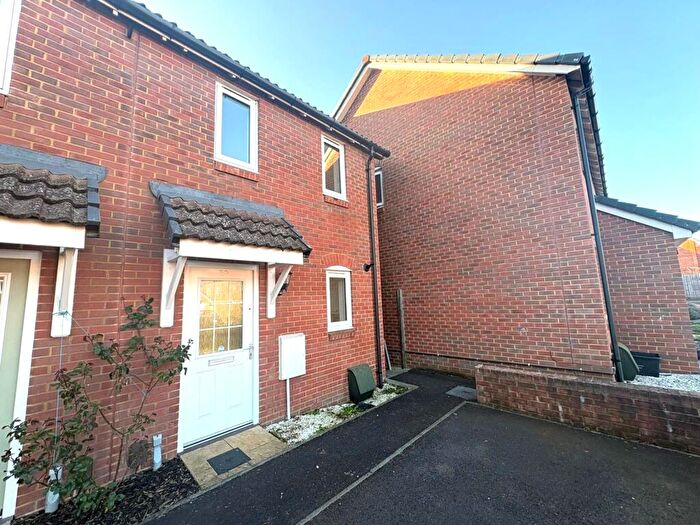 2 Bedroom End Of Terrace House To Rent In Pickernell Road, Tidworth, SP9