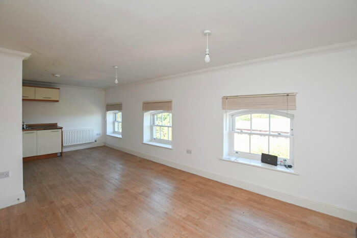1 Bedroom Flat For Sale In George Roche Road, Canterbury, CT1