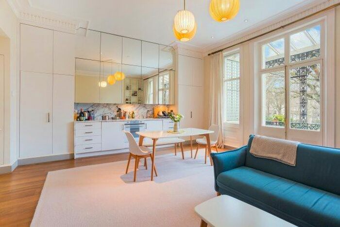 1 Bedroom Flat To Rent In Philbeach Gardens, London, SW5