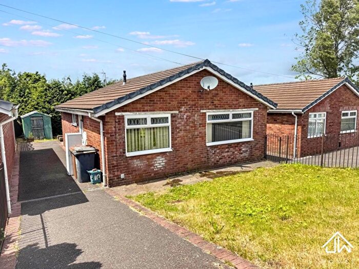 2 Bedroom Bungalow For Sale In Gardd Jolyon, Blackwood, NP12