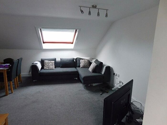 2 Bedroom Property To Rent In Nethergate, City Centre, Dundee, DD1