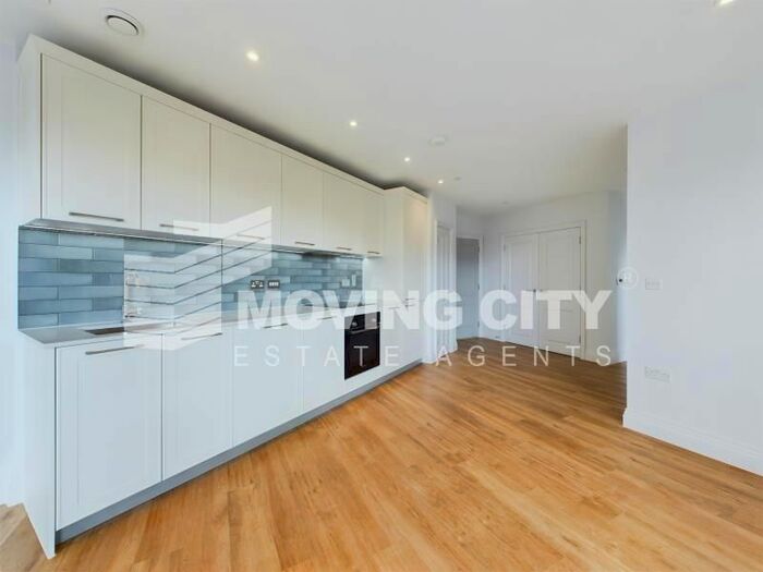 2 Bedroom Flat To Rent In Huntley Wharf, Palmer Street, RG1