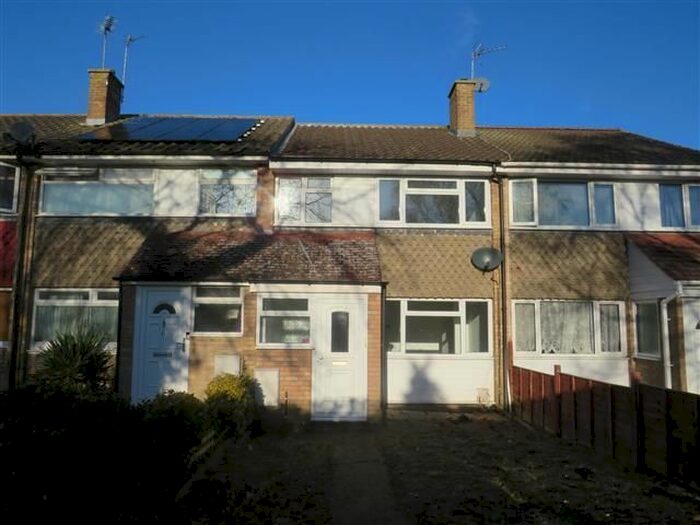 3 Bedroom Property To Rent In Calder Vale, Bletchley, Milton Keynes MK3