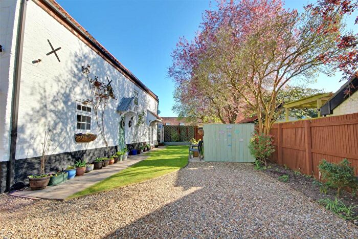 4 Bedroom Barn Conversion For Sale In Pudding Gate, Bishop Burton, Beverley, HU17