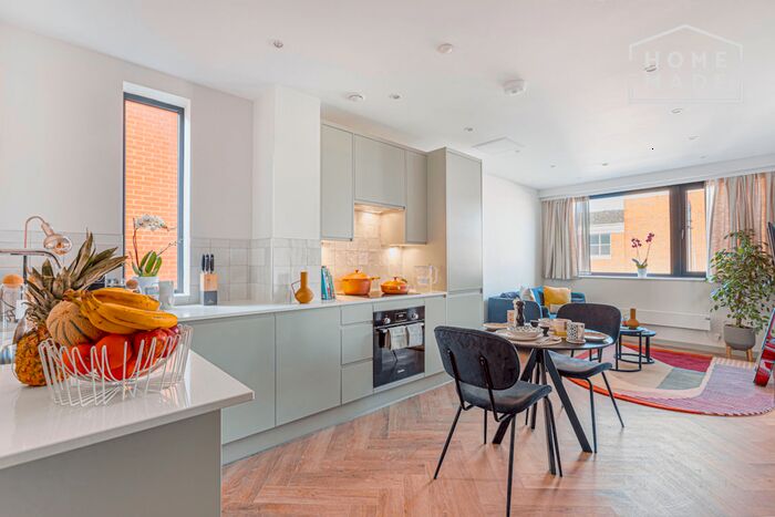 1 Bedroom Flat To Rent In Integra House, Wimbledon, SW19