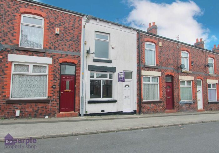 2 Bedroom Terraced House To Rent In Oxford Grove, Bolton, BL1
